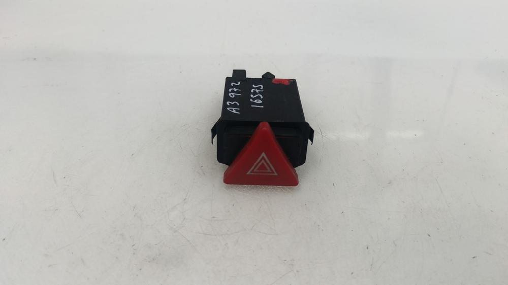 WARNING AUDI A3 1.6 MT 101CV | 75KW