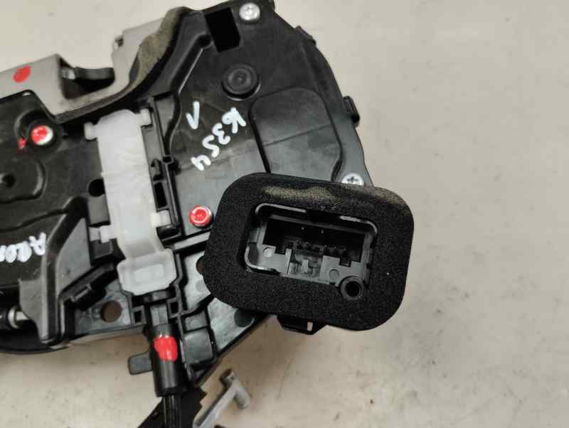 CERRADURA PUERTA TRASERA IZQUIERDA SEAT ARONA 2023 1.0 AMT 110CV | 81KW