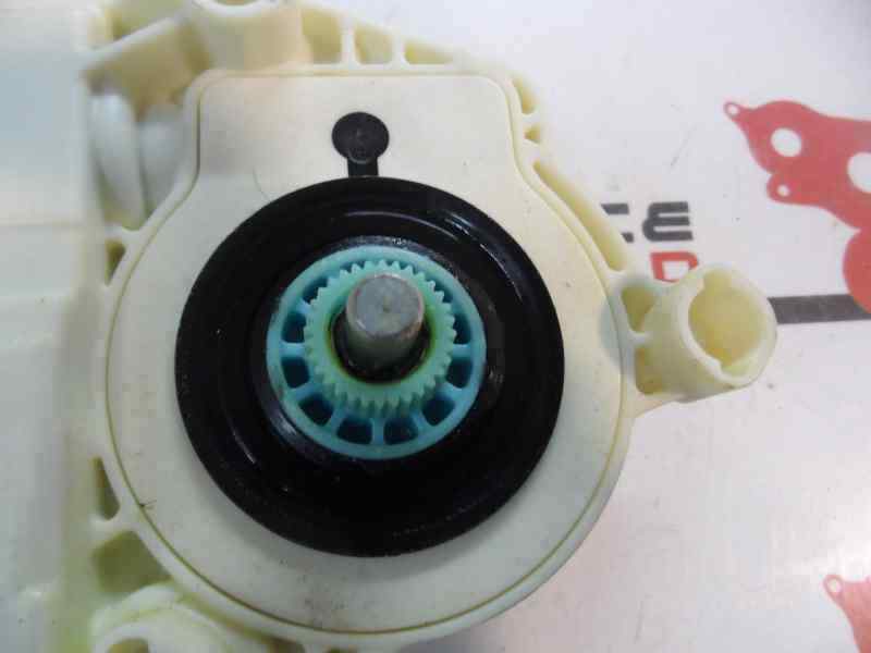 MOTOR ELEVALUNAS DELANTERO DERECHO PEUGEOT 807 2.0 HDI MT 107CV