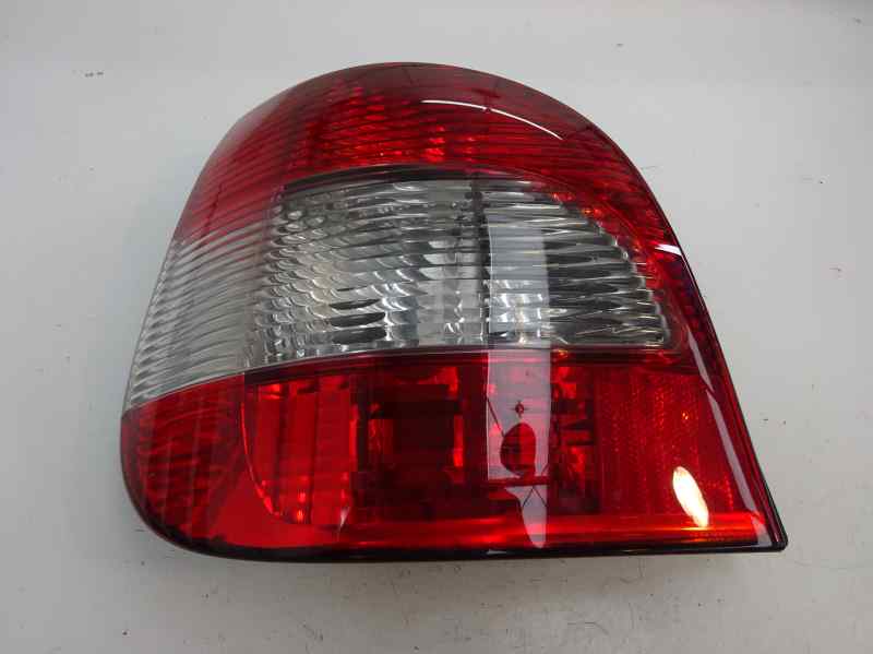 PILOTO TRASERO IZQUIERDO RENAULT SCENIC 1.9 DTI MT 98CV