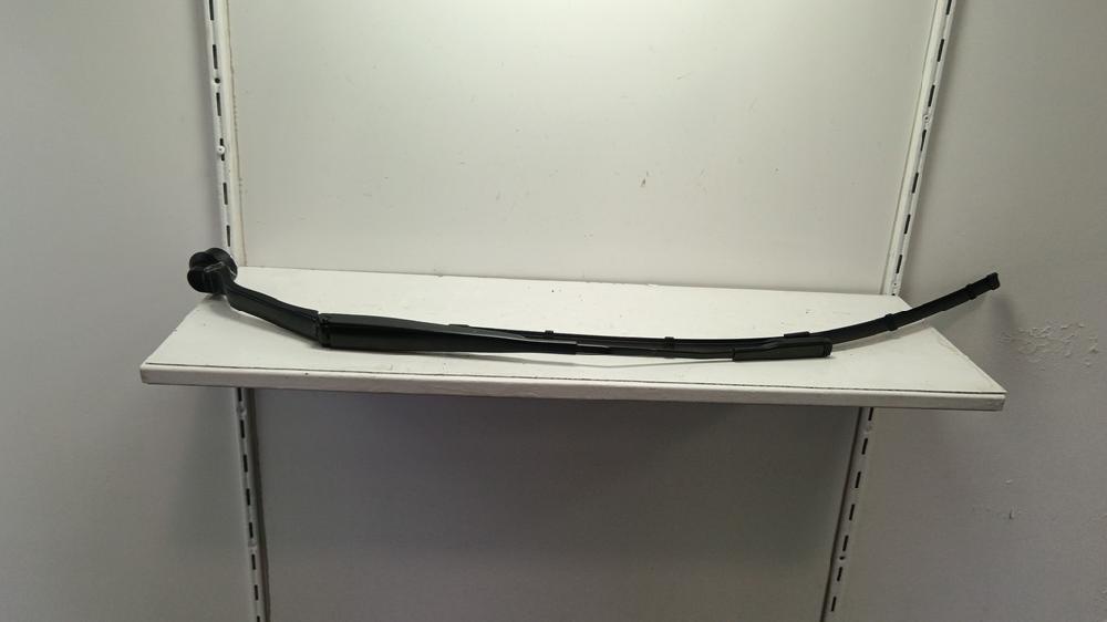 BRAZO LIMPIA DELANTERO IZQUIERDO FORD KUGA 1.5 MT 120CV