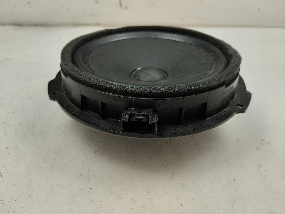 ALTAVOZ FORD KUGA 2023 1.5 150CV | 110KW, GASOLINA, MT, ACCIONAMIENTO DELANTERO