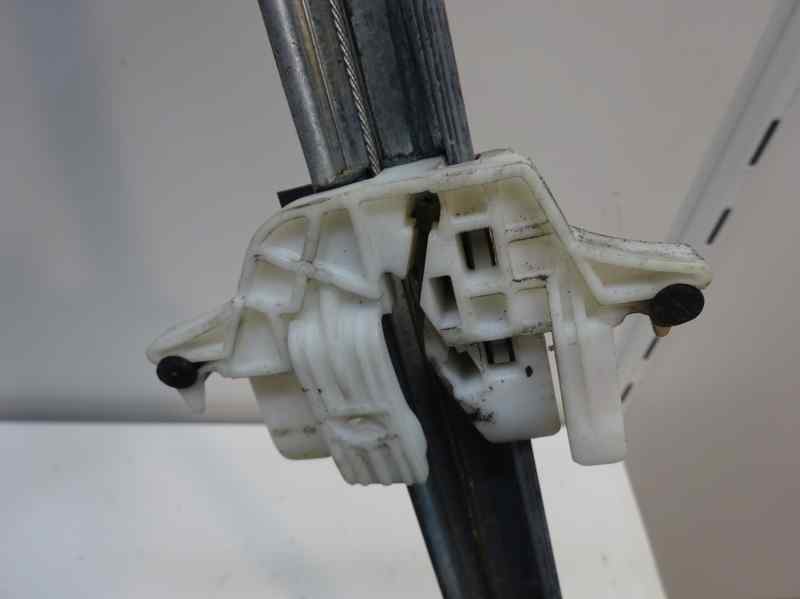 ELEVALUNAS DELANTERO DERECHO CITROEN C8 2.0 HDI MT 109CV