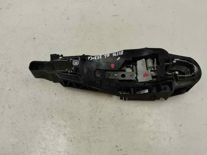 SOPORTE MANETA EXTERIOR PUERTA TRASERA DERECHA PEUGEOT 308 1.2 MT 110CV | 81KW