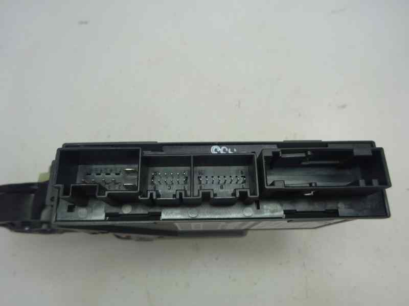 MOTOR ELEVALUNAS TRASERO IZQUIERDO AUDI A4 2005 2.0 TDI MT 140CV | 103KW