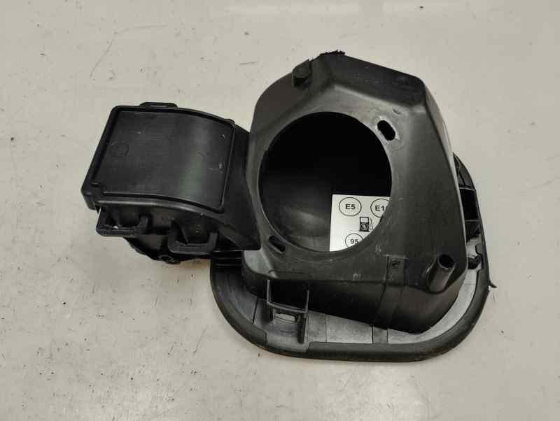TAPA EXTERIOR COMBUSTIBLE RENAULT TWINGO 1.0 MT 65CV | 48KW