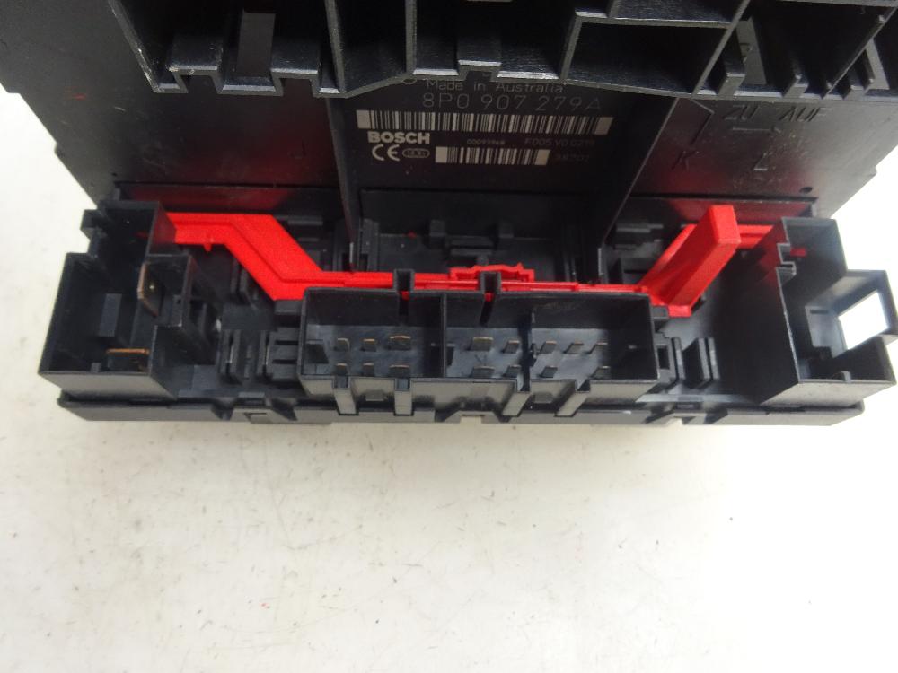 CAJA RELES FUSIBLES AUDI A3 2.0 TDI MT 140CV