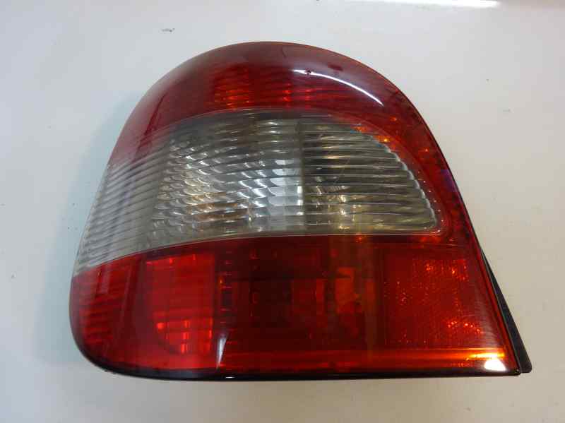 PILOTO TRASERO IZQUIERDO RENAULT SCENIC 1.9 DCI MT 102CV