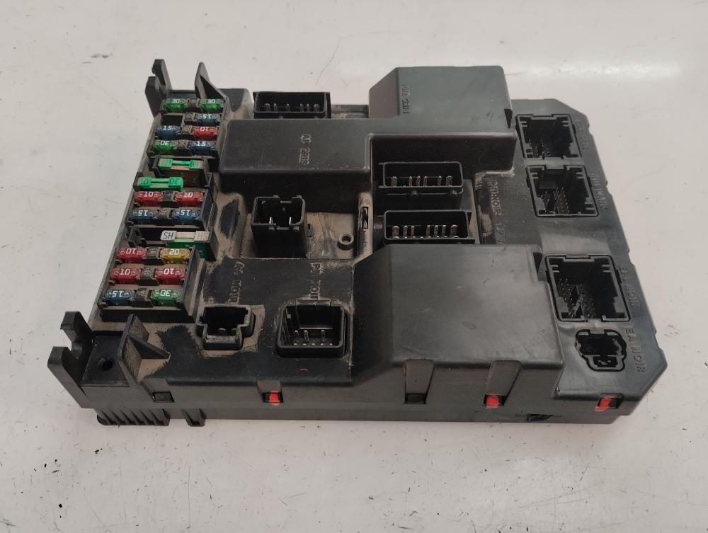 CAJA RELES FUSIBLES PEUGEOT 307 2.0 HDI MT 90CV