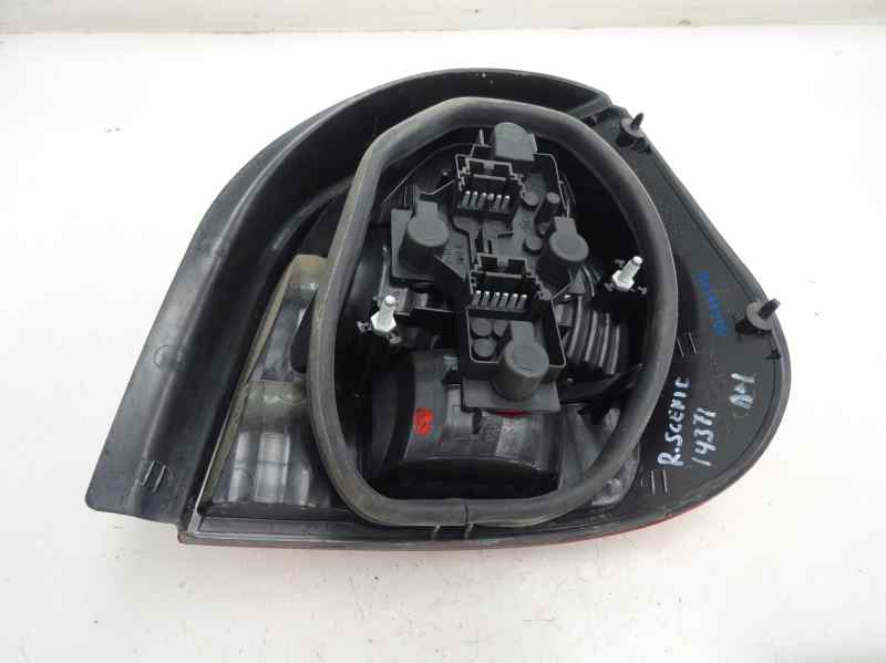 PILOTO TRASERO IZQUIERDO RENAULT SCENIC 1.9 DCI MT 102CV