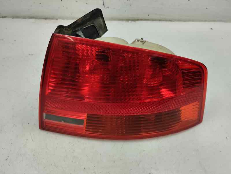PILOTO TRASERO DERECHO AUDI A4 2005 2.0 TDI MT 140CV | 103KW