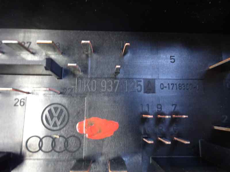 CAJA RELES FUSIBLES AUDI A3 2008 2.0 TDI MT 140CV