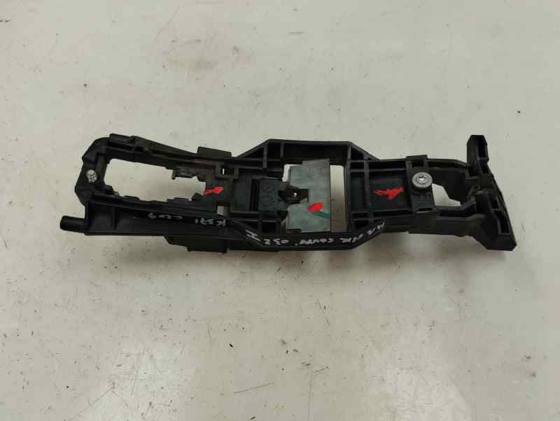 SOPORTE MANETA EXTERIOR DELANTERA IZQUIERDA MERCEDES BENZ CLASE CLK 2003 2.7 CLK 270 CDI MT 170CV