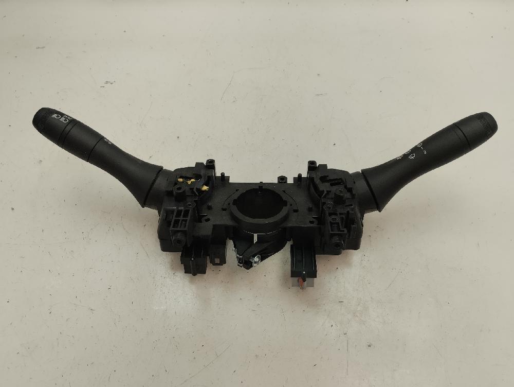 MANDO MULTIFUNCION DACIA DUSTER 1.0 MT 90CV | 67KW