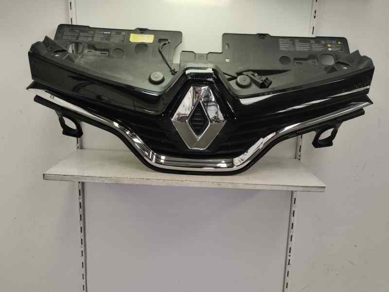REJILLA DELANTERA RENAULT CAPTUR 1.2 AMT 120CV | 85KW