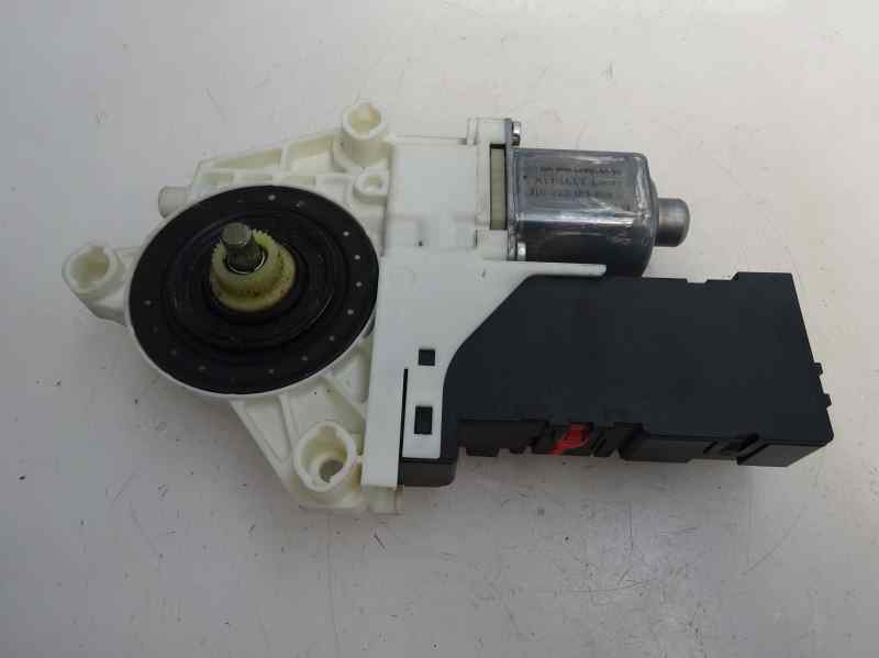 MOTOR ELEVALUNAS DELANTERO DERECHO PEUGEOT 407 2.0 HDI MT 136CV