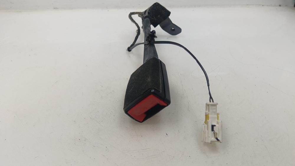 ANCLAJE CINTURON DELANTERO DERECHO CITROEN C4 CACTUS 1.2 MT 110CV | 81KW
