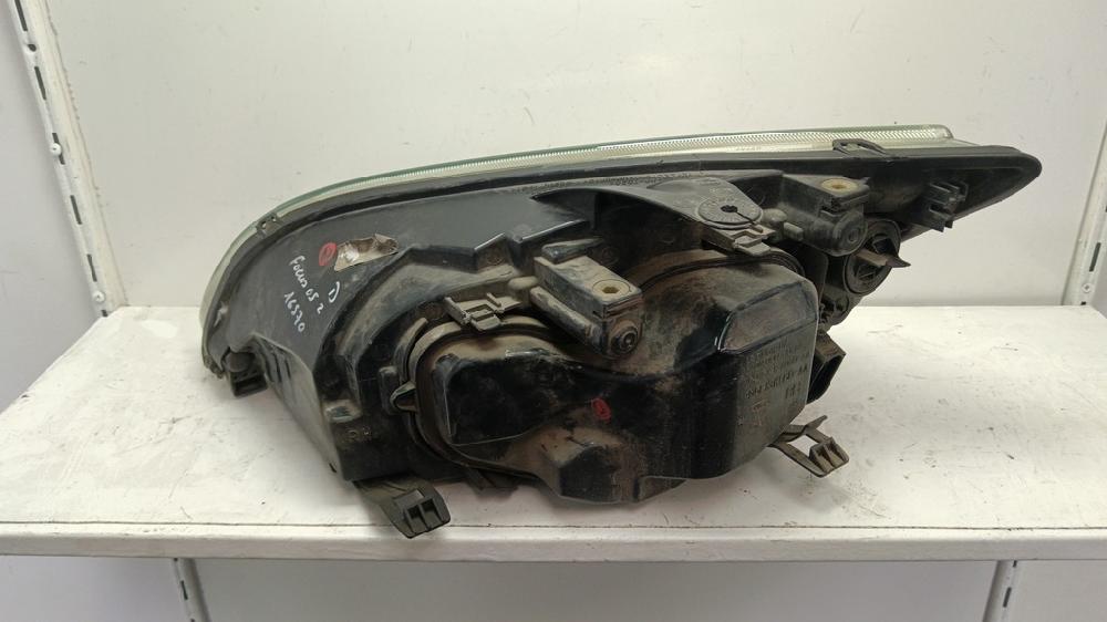 FARO DERECHO FORD FOCUS 2.0 MT 136CV | 100KW