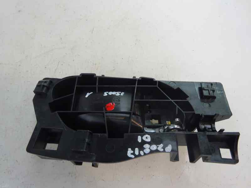 MANETA INTERIOR DELANTERA IZQUIERDA PEUGEOT 208 1.2 VTI MT 82CV