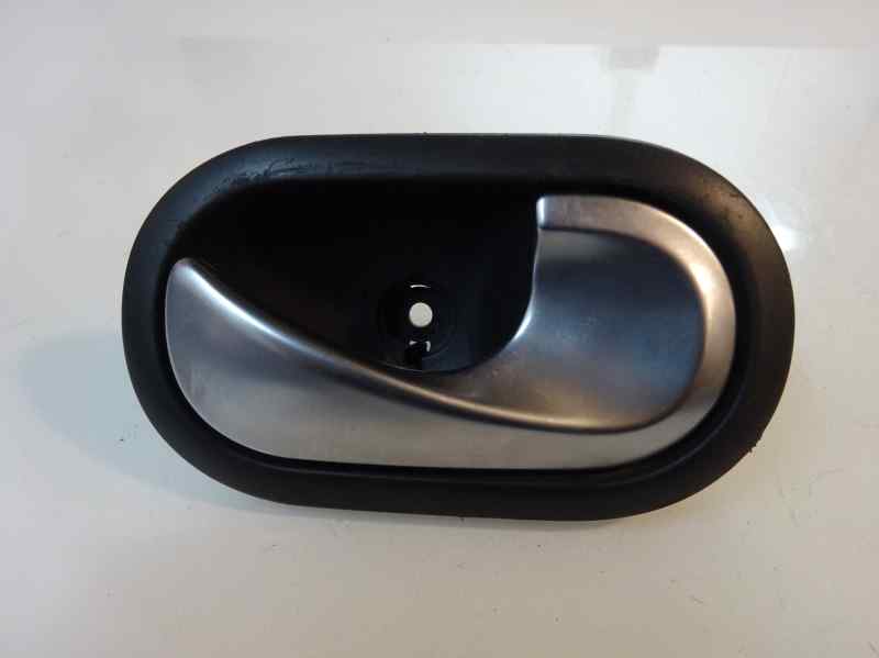 MANETA INTERIOR TRASERA DERECHA RENAULT MEGANE 1.5 DCI MT 101CV