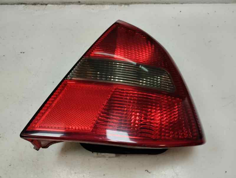 PILOTO TRASERO DERECHO MITSUBISHI CARISMA 1.9 DI-D MT 115CV | 85KW