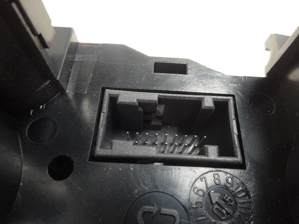 MANDO CALEFACCION AIRE ACONDICIONADO MITSUBISHI COLT 1.3 MT 95CV