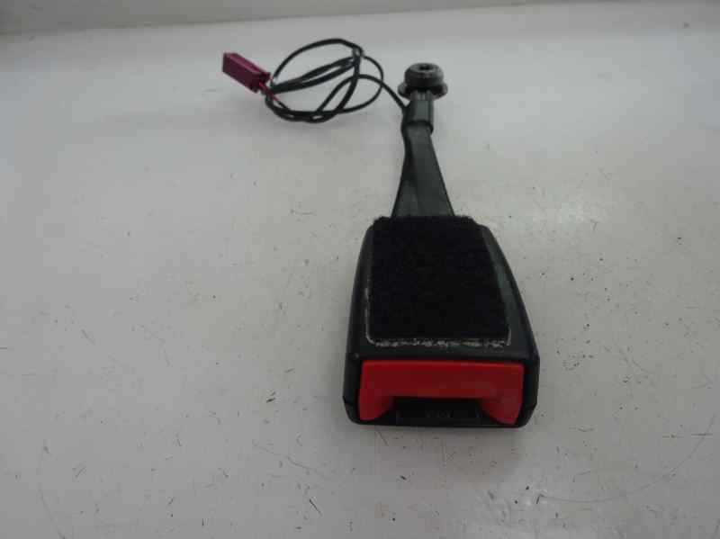ANCLAJE CINTURON DELANTERO IZQUIERDO FORD FIESTA 1.25 MT 82CV