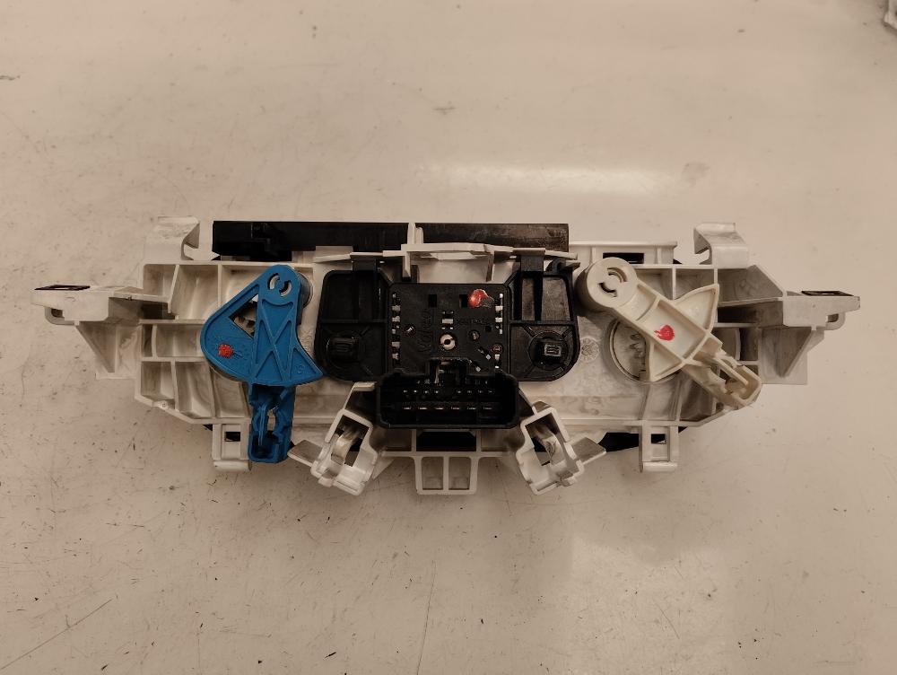 MANDO CALEFACCION AIRE ACONDICIONADO RENAULT TWINGO 1.5 DCI MT 65CV