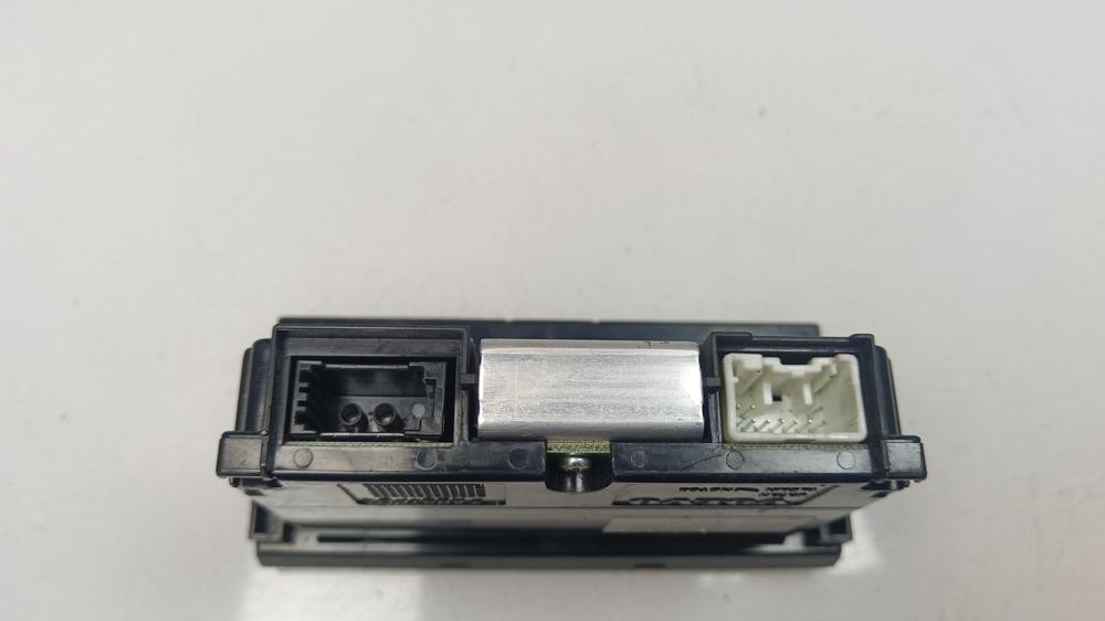 PANTALLA MULTIFUNCION VOLVO S40 2.0 MT 136CV | 100KW