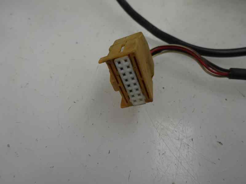 RETROVISOR DERECHO AUDI A4 1.9 TDI 5MT 130CV