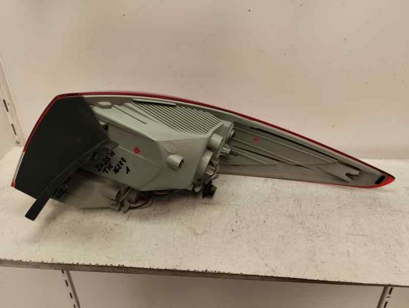 PILOTO TRASERO IZQUIERDO HYUNDAI IX35 2011 2.0 CRDI MT 4WD 136CV