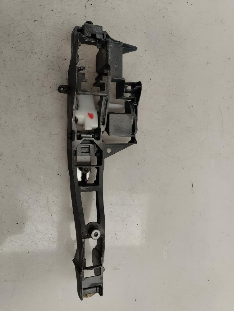 SOPORTE MANETA EXTERIOR PUERTA TRASERA DERECHA CITROEN C3 1.2 MT 82CV | 60KW