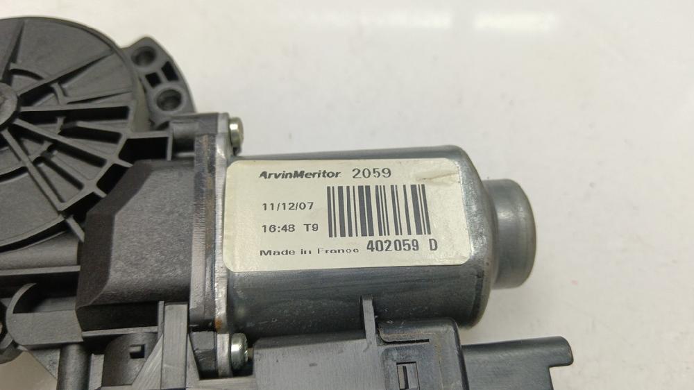 MOTOR ELEVALUNAS TRASERO IZQUIERDO KIA CEED 1.6 MT 115CV | 86KW