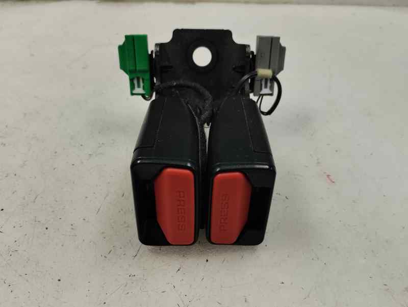 ANCLAJE CINTURON TRASERO DERECHO LAND ROVER RANGE ROVER EVOQUE 2.2 TD4 MT 150CV