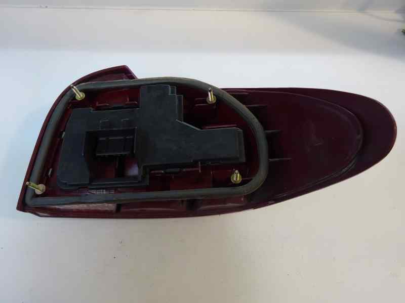 PILOTO TRASERO IZQUIERDO FORD MONDEO 1.8 TD MT 90CV | 66KW
