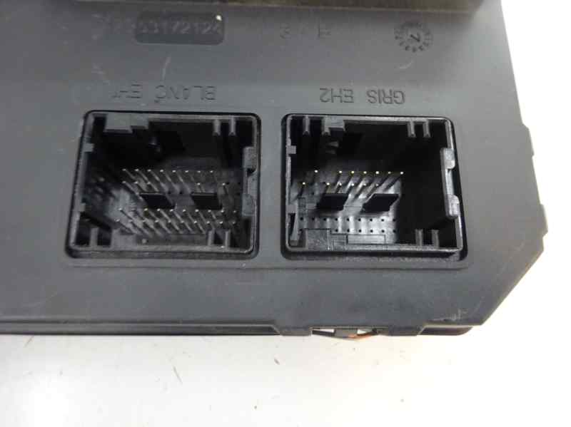 CAJA RELES FUSIBLES CITROEN XSARA PICASSO 1.6 88CV