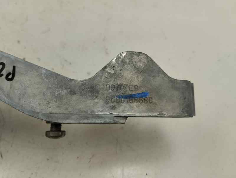 SOPORTE MANETA EXTERIOR DELANTERA IZQUIERDA PEUGEOT 208 1.2 MT 110CV | 81KW