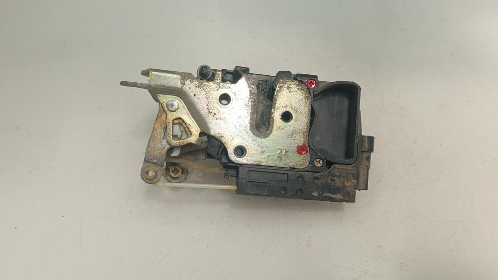 CERRADURA PUERTA DELANTERA DERECHA CHEVROLET KALOS 1.4 MT 82CV