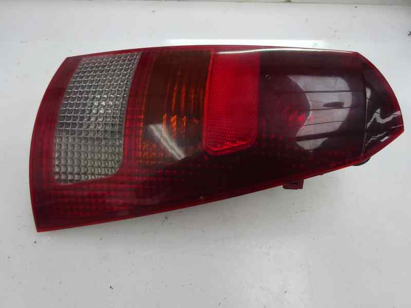 PILOTO TRASERO DERECHO FORD FOCUS 1.8 TDDI MT 90CV | 66KW