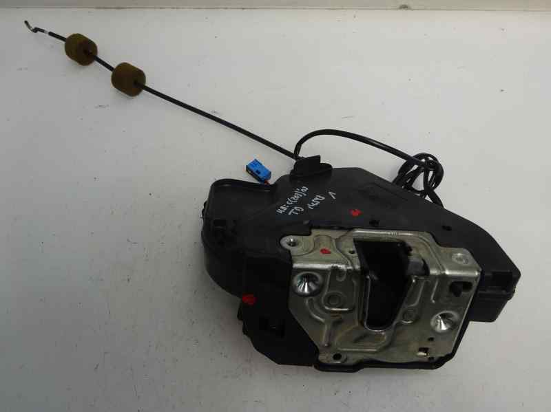 CERRADURA PUERTA TRASERA DERECHA MERCEDES BENZ CLASE C 2000 2.2 AMT 115CV | 85KW