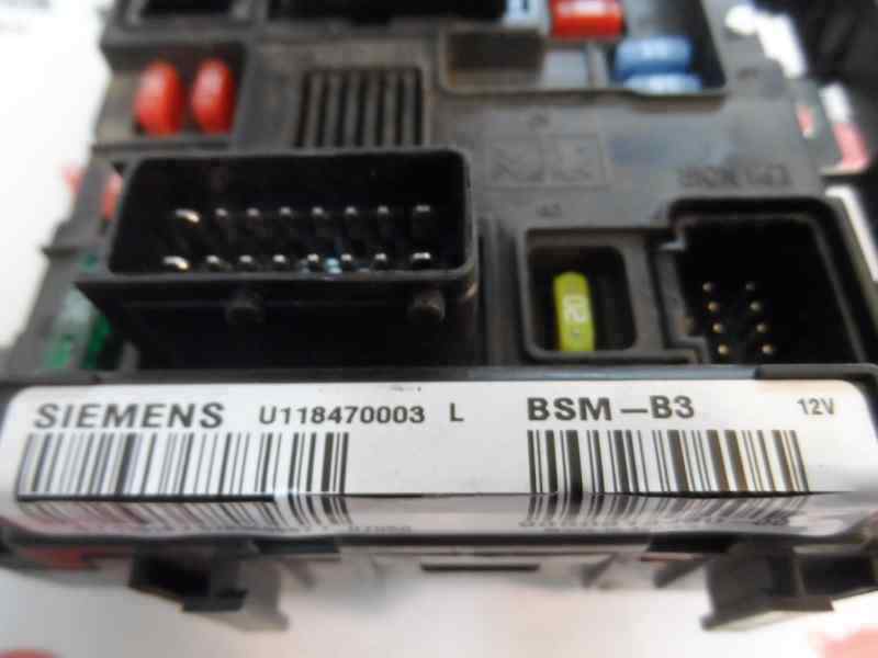 CAJA RELES FUSIBLES CITROEN XSARA PICASSO 2007 1.6 HDI 80CV DIESEL