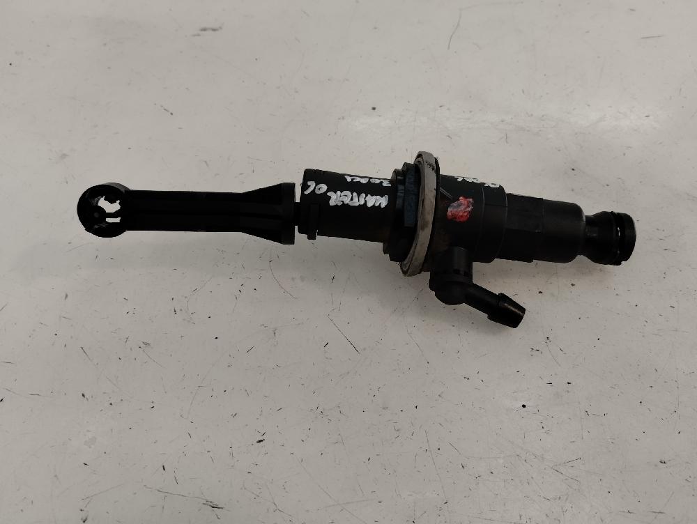 BOMBA EMBRAGUE RENAULT 12 OTROS