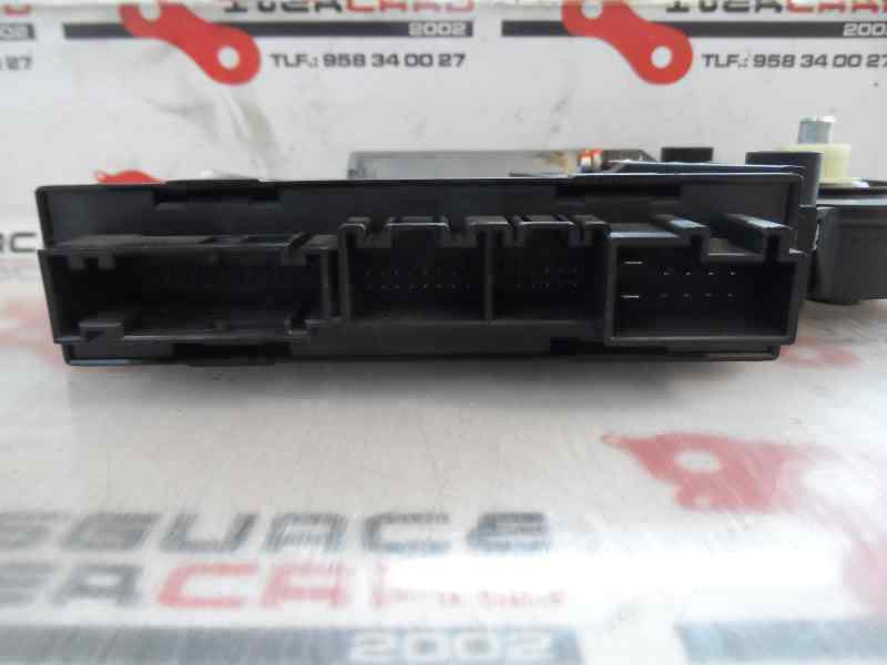 MOTOR ELEVALUNAS TRASERO DERECHO VOLKSWAGEN TOUAREG 3.0 TDI MT 225CV