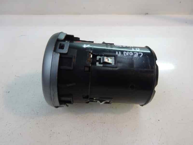 REJILLA AIREADORA SEAT LEON 1.6 MT 102CV | 75KW