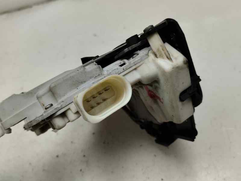 CERRADURA PUERTA DELANTERA DERECHA AUDI A4 2.0 TDI MT 140CV | 103KW