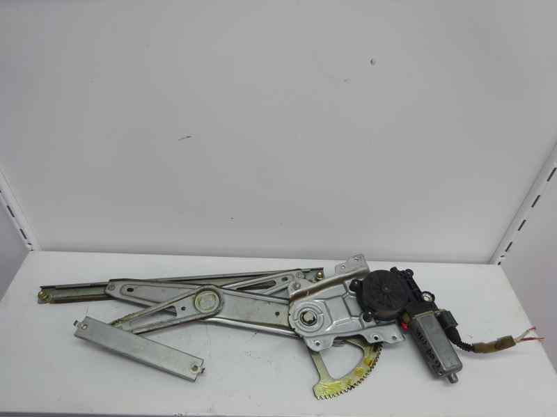 ELEVALUNAS DELANTERO DERECHO TOYOTA YARIS 1.3 MT 87CV