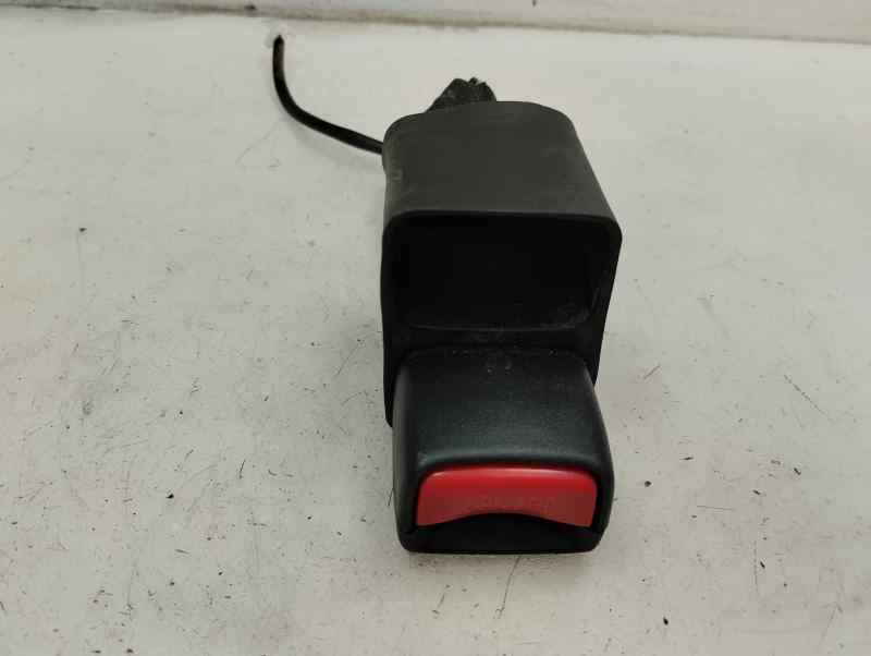 ANCLAJE CINTURON TRASERO CENTRAL NISSAN QASHQAI 1.3 MT 158CV | 116KW
