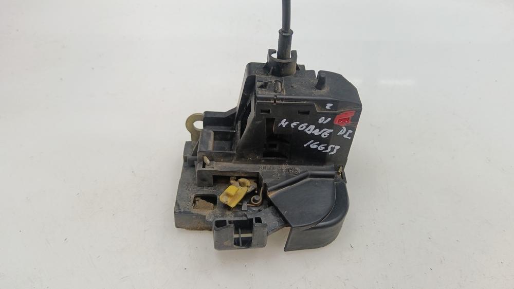 CERRADURA PUERTA DELANTERA IZQUIERDA RENAULT MEGANE 2001 1.9 DCI MT 102CV