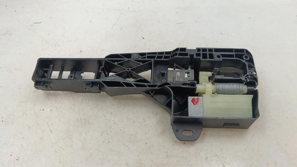 SOPORTE MANETA EXTERIOR DELANTERA DERECHA RENAULT SCENIC 1.3 MT 140CV | 103KW