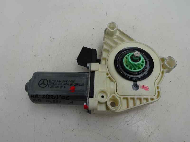 MOTOR ELEVALUNAS DELANTERO DERECHO MERCEDES BENZ CLASE S 2006 3.0 S 320 CDI 7G-TRONIC 4MATIC LWB 235CV